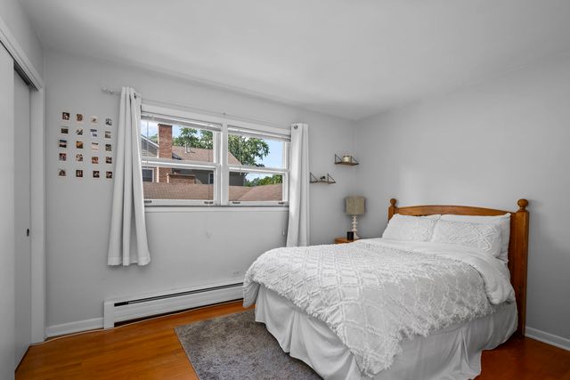 311 N Beverly Lane, Arlington Heights, IL 60004