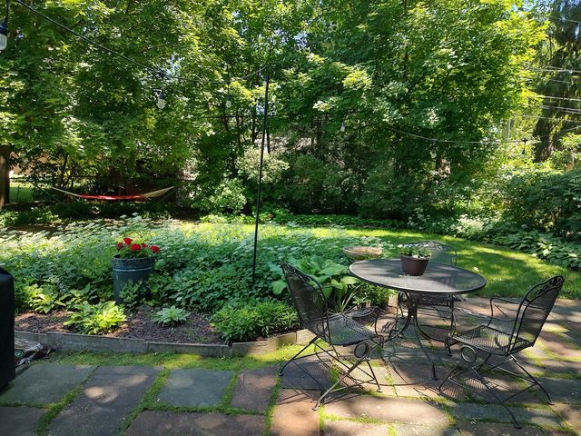 311 N Beverly Lane, Arlington Heights, IL 60004