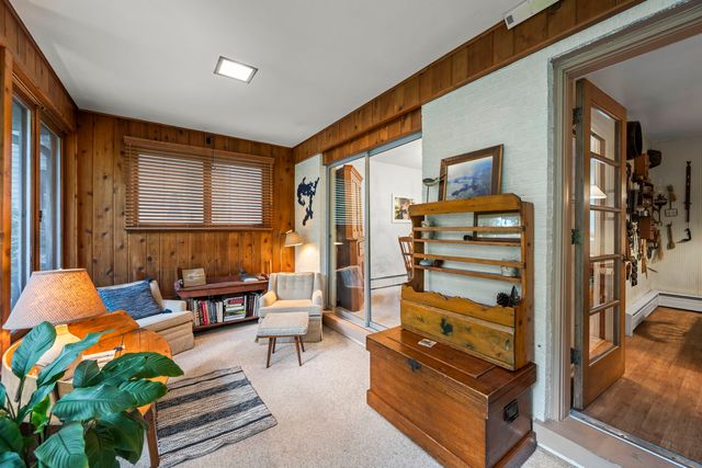 311 N Beverly Lane, Arlington Heights, IL 60004