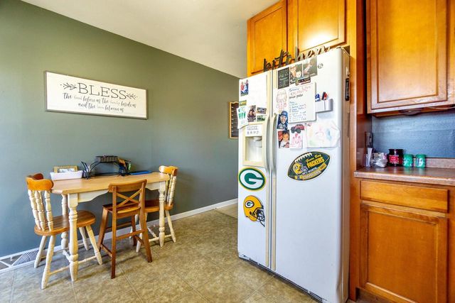 815-817 Sweeney Road, Edgerton, WI 53534