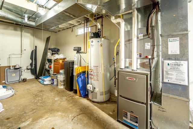 815-817 Sweeney Road, Edgerton, WI 53534