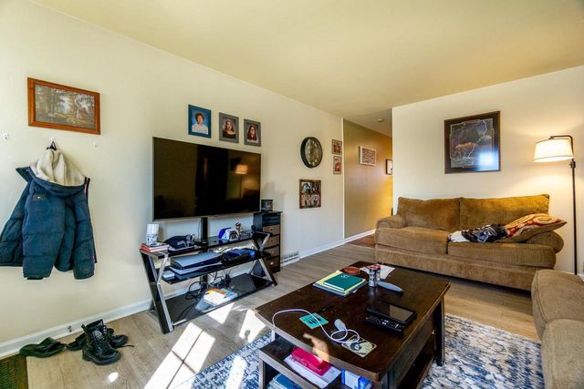 815-817 Sweeney Road, Edgerton, WI 53534