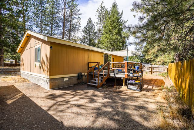 60960 Granite Drive, Bend, OR 97702