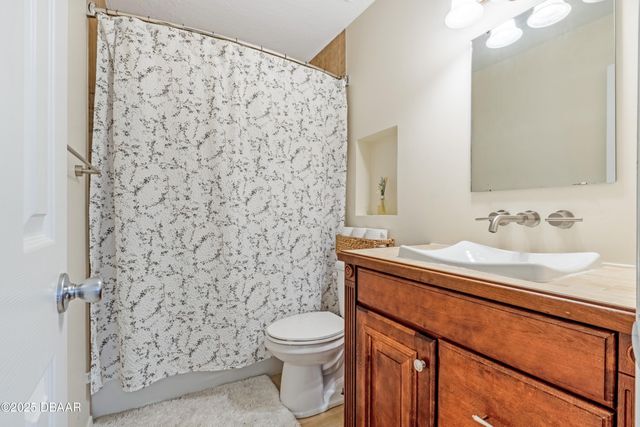960 Tall Pine Drive, Port Orange, FL 32127