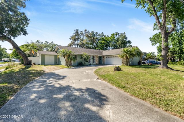 960 Tall Pine Drive, Port Orange, FL 32127
