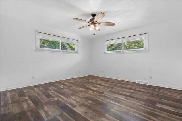N84W16093 Donald COURT, Menomonee Falls, WI 53051