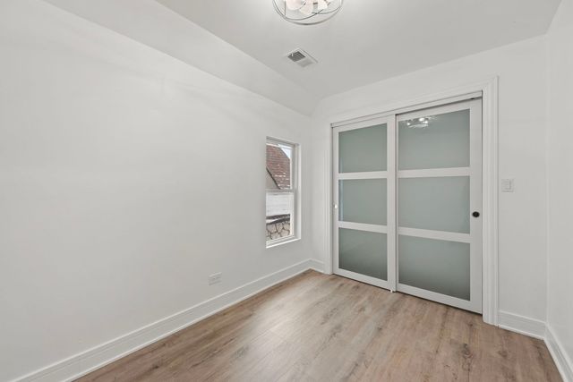 9319 S Merrill Avenue, Chicago, IL 60617