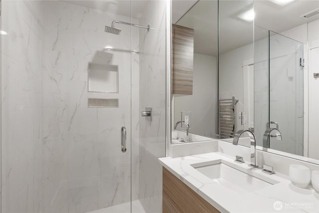 2202 Sahalee Drive E, Sammamish, WA 98074