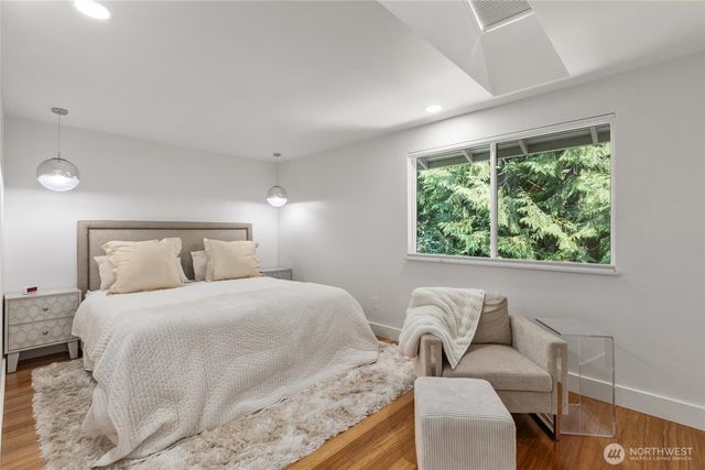 2202 Sahalee Drive E, Sammamish, WA 98074