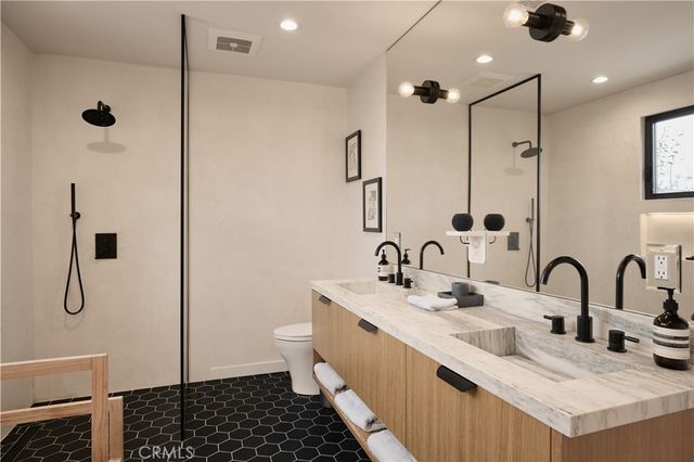 13916 La Maida Street, Sherman Oaks, CA 91423