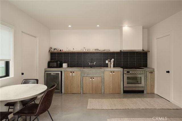 13916 La Maida Street, Sherman Oaks, CA 91423