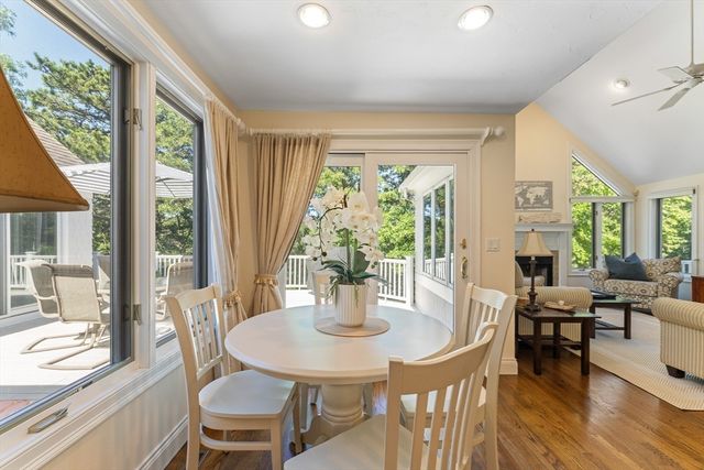 30 Hill And Plain Road, Falmouth, MA 02536
