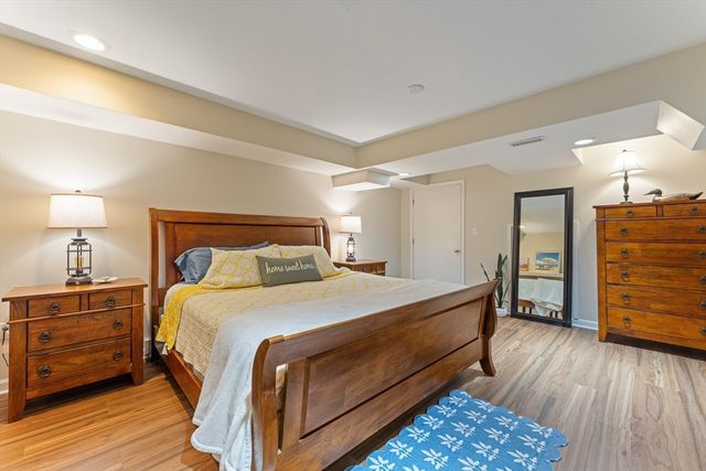 30 Hill And Plain Road, Falmouth, MA 02536