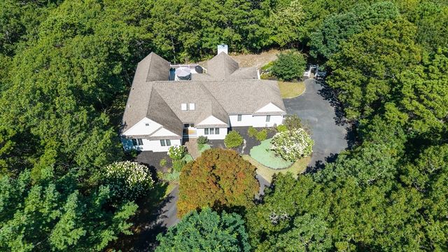 30 Hill And Plain Road, Falmouth, MA 02536