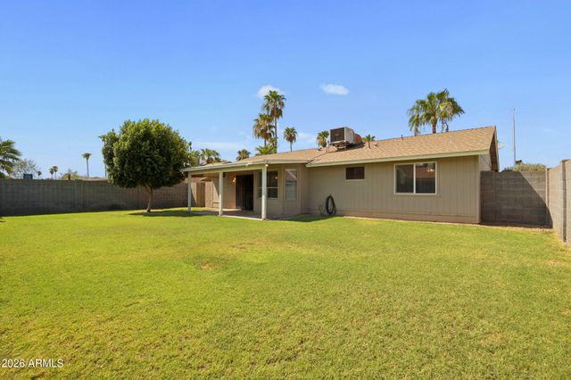 737 W EL PRADO Road, Chandler, AZ 85225
