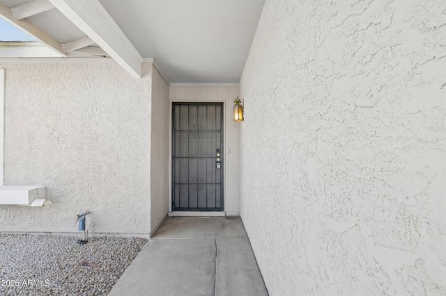 737 W EL PRADO Road, Chandler, AZ 85225