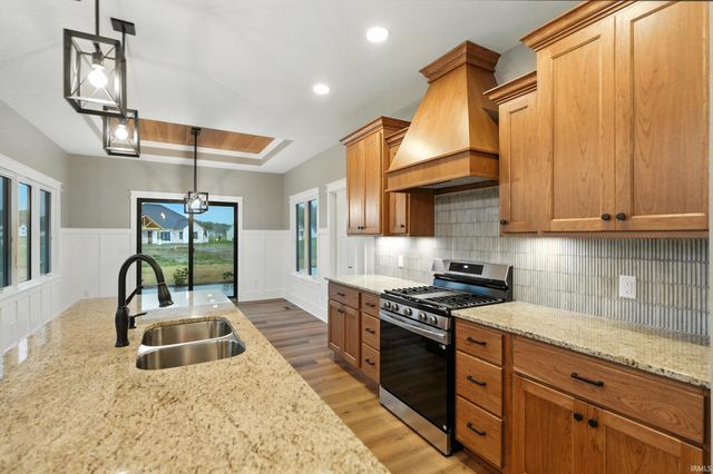 16846 Peridotite Cove, Huntertown, IN 46748