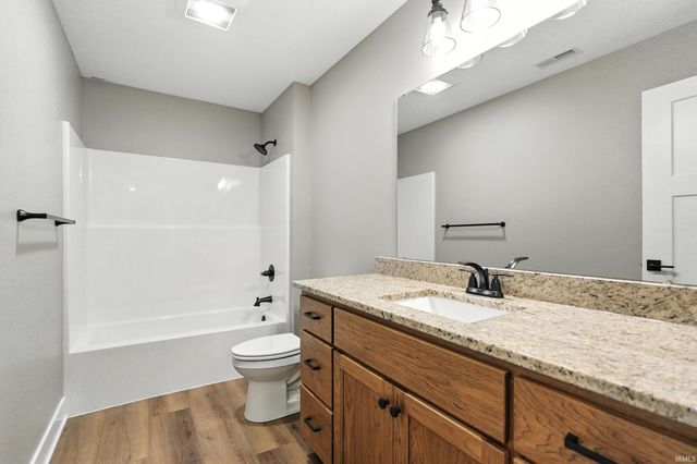 16846 Peridotite Cove, Huntertown, IN 46748