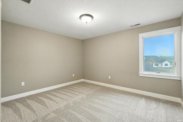 16846 Peridotite Cove, Huntertown, IN 46748