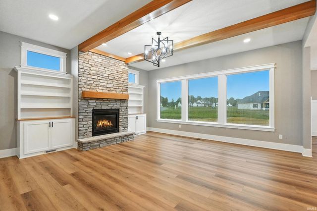 16846 Peridotite Cove, Huntertown, IN 46748