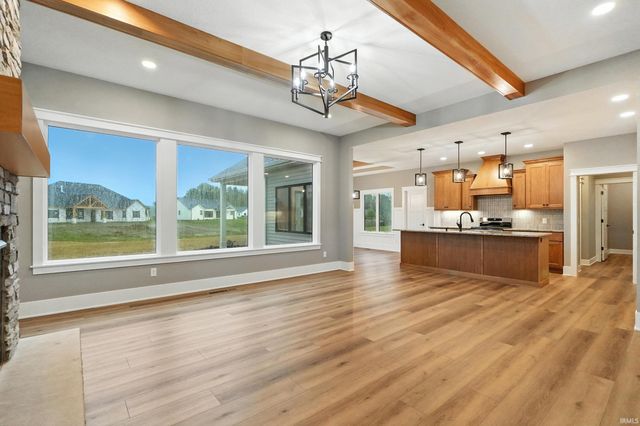 16846 Peridotite Cove, Huntertown, IN 46748