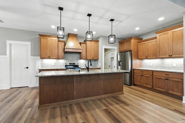 16846 Peridotite Cove, Huntertown, IN 46748