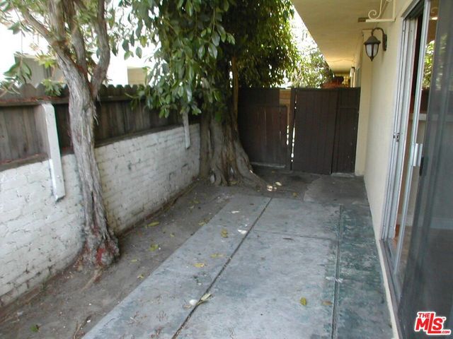 3603 S Mentone Avenue 1, Los Angeles, CA 90034