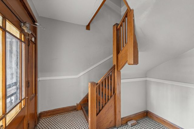 6811 S Washtenaw Avenue, Chicago, IL 60629