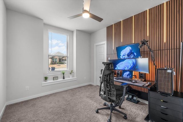 640 Southern Hills Drive, Red Oak, TX 75154