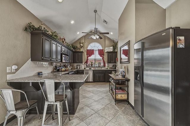 19704 Harness Court, Edmond, OK 73012