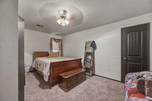 19704 Harness Court, Edmond, OK 73012