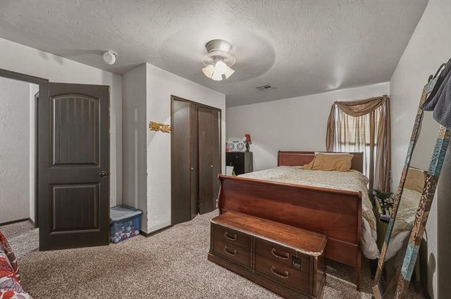 19704 Harness Court, Edmond, OK 73012