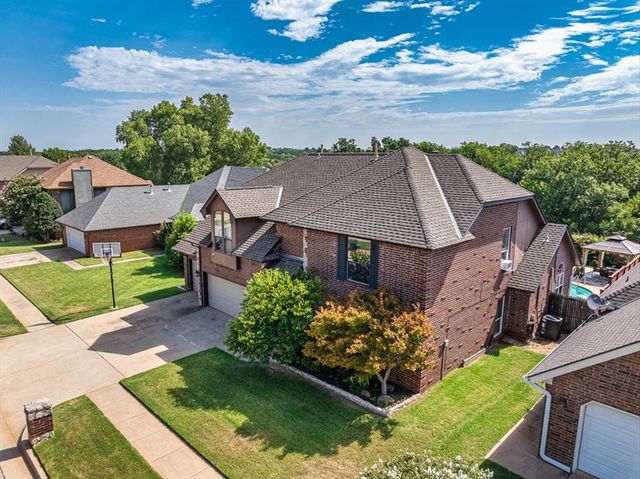 19704 Harness Court, Edmond, OK 73012