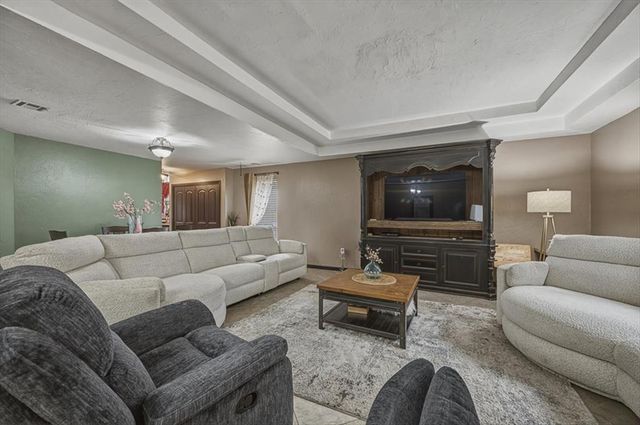 19704 Harness Court, Edmond, OK 73012