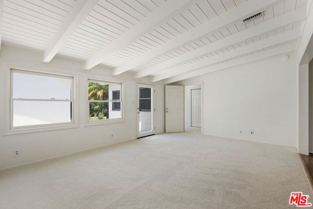 5005 Varna Avenue, Sherman Oaks, CA 91423