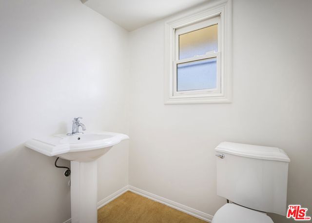 5005 Varna Avenue, Sherman Oaks, CA 91423