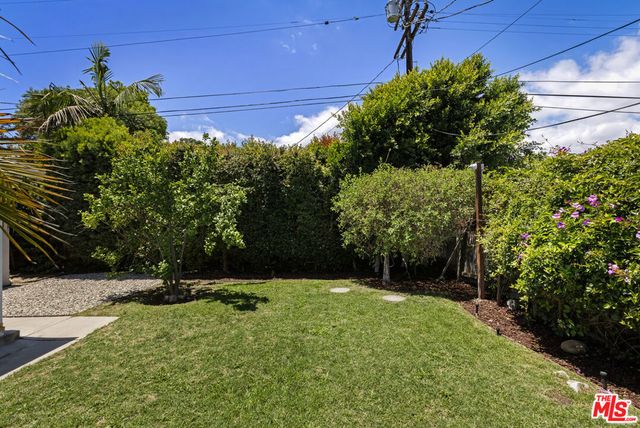5005 Varna Avenue, Sherman Oaks, CA 91423