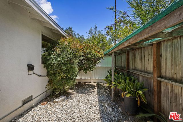 5005 Varna Avenue, Sherman Oaks, CA 91423