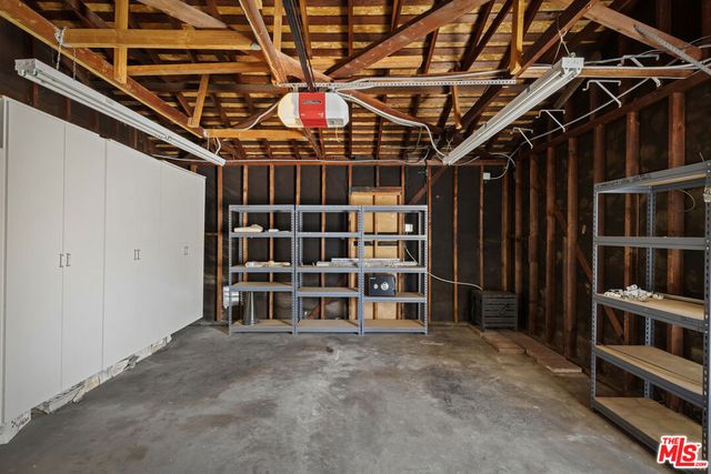 5005 Varna Avenue, Sherman Oaks, CA 91423