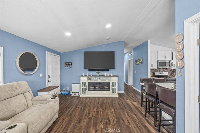 2770 W Lincoln Avenue 3, Anaheim, CA 92801