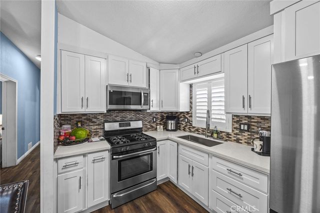 2770 W Lincoln Avenue 3, Anaheim, CA 92801