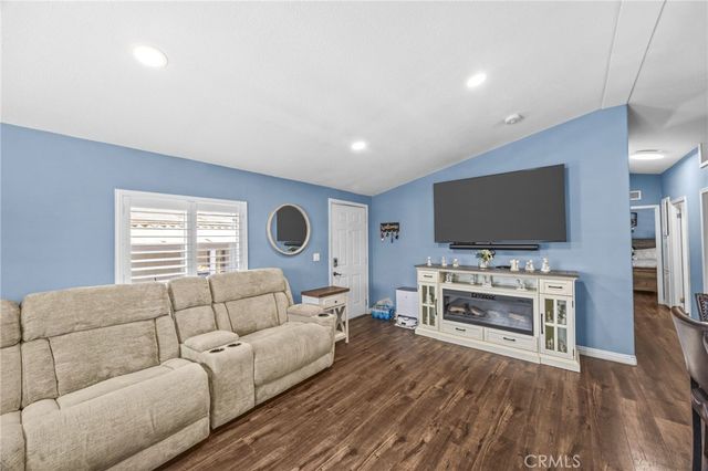 2770 W Lincoln Avenue 3, Anaheim, CA 92801