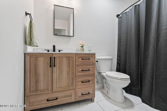 6 Bayberry Lane, Whiting, NJ 08759