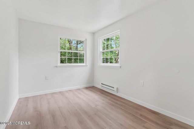 6 Bayberry Lane, Whiting, NJ 08759