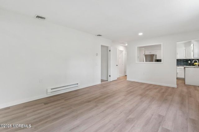 6 Bayberry Lane, Whiting, NJ 08759
