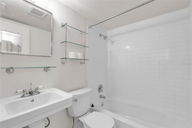 200 36TH AVENUE N 201A, St Petersburg, FL 33704