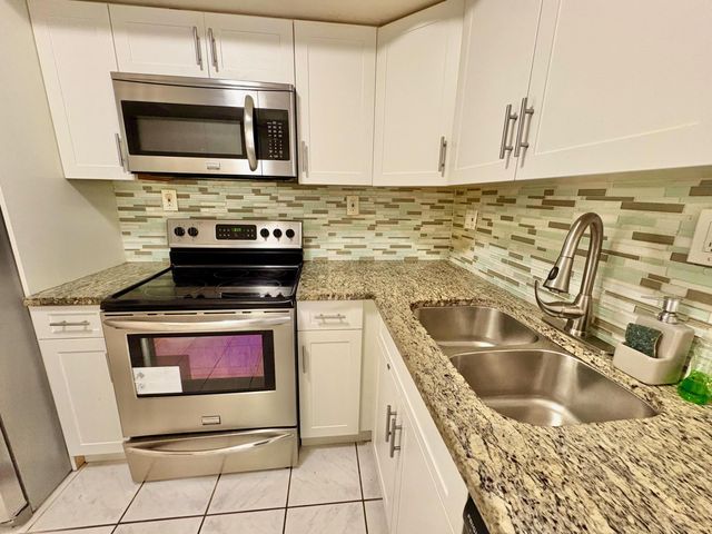 10774 SW 175th Terrace, Miami, FL 33157