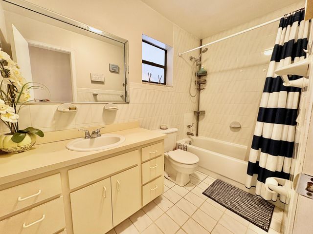 10774 SW 175th Terrace, Miami, FL 33157
