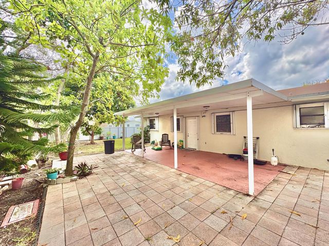 10774 SW 175th Terrace, Miami, FL 33157