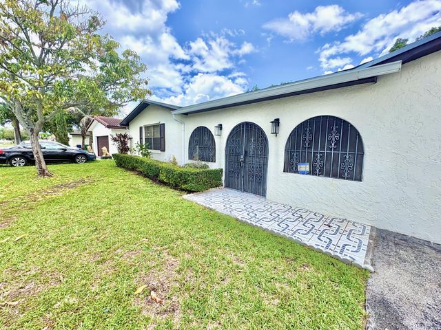10774 SW 175th Terrace, Miami, FL 33157